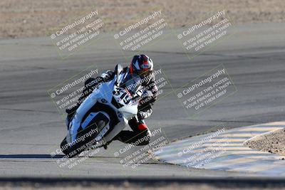 media/Jan-08-2022-SoCal Trackdays (Sat) [[1ec2777125]]/Turn 10 (2pm)/